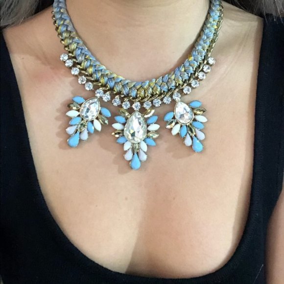 Fashion necklaces with jewels - Picture 4 of 4